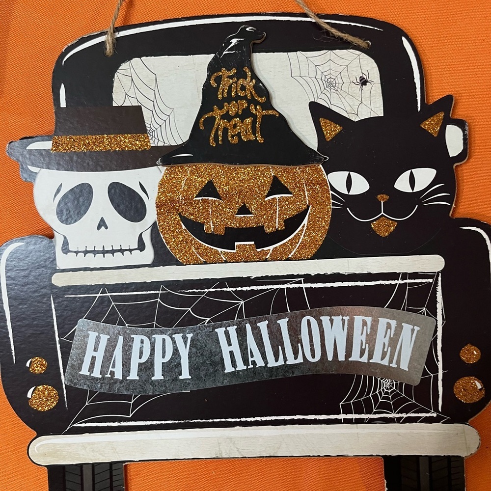 6/$25 Halloween Wall Decor Set - Picture 11 of 16